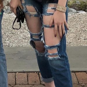 SHOWPO Django Distressed BF Jeans Size 4